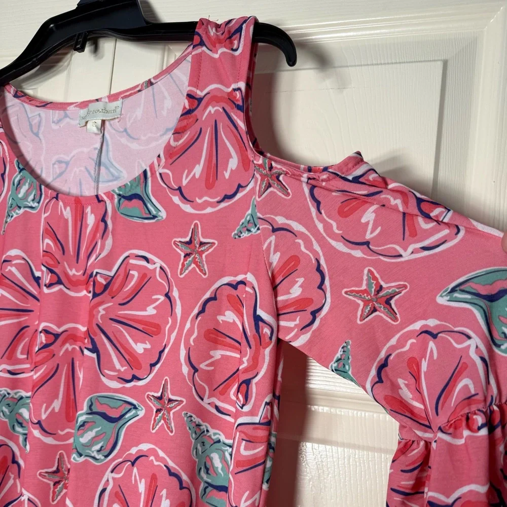 Simply Southern Women’s Cold Shoulder Tassel‎ Detailed Shell Print Beachy Dress
